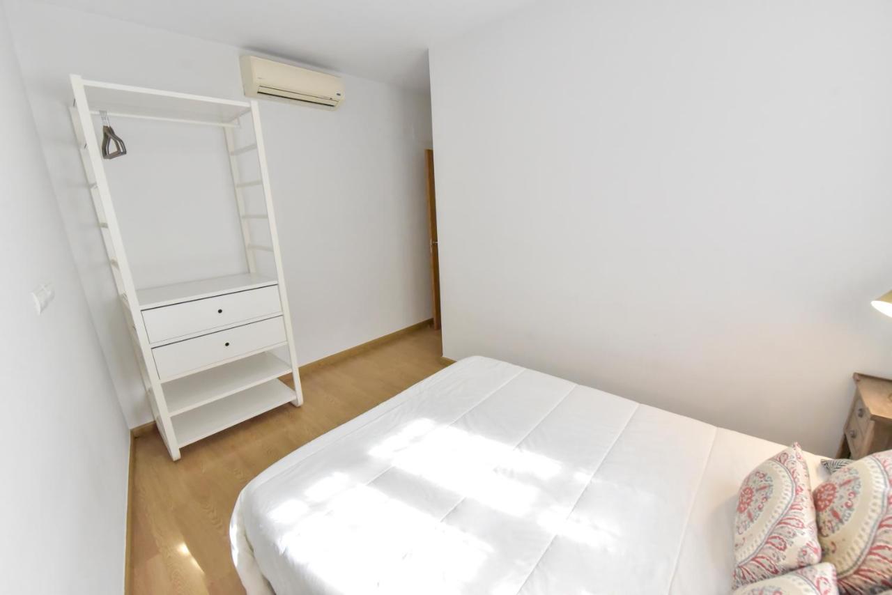 New! Retro Apartment In Central Neighbourhood Sevilla Kültér fotó